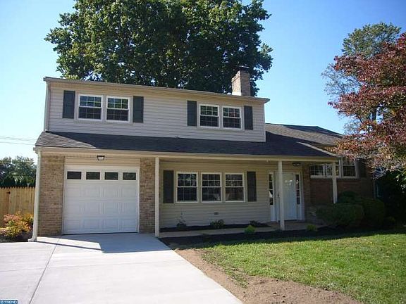 2nd image of 2632 Drayton Dr