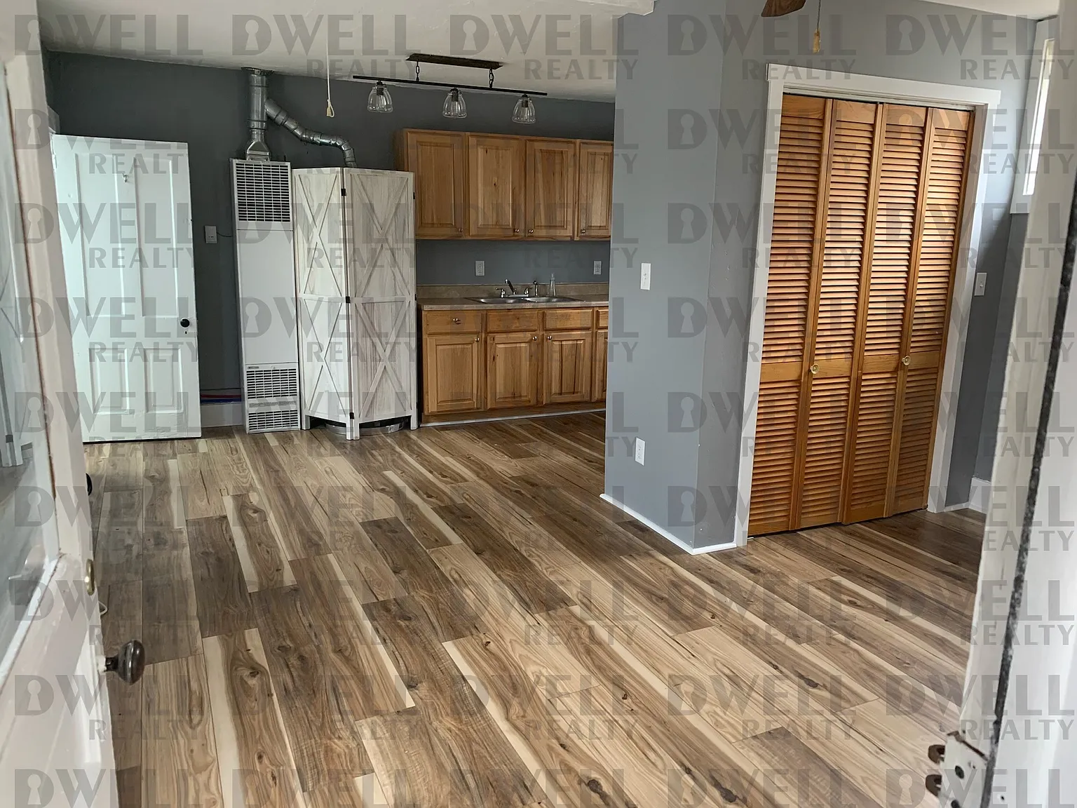 16 Waltham Avenue - 1 — Photo 3