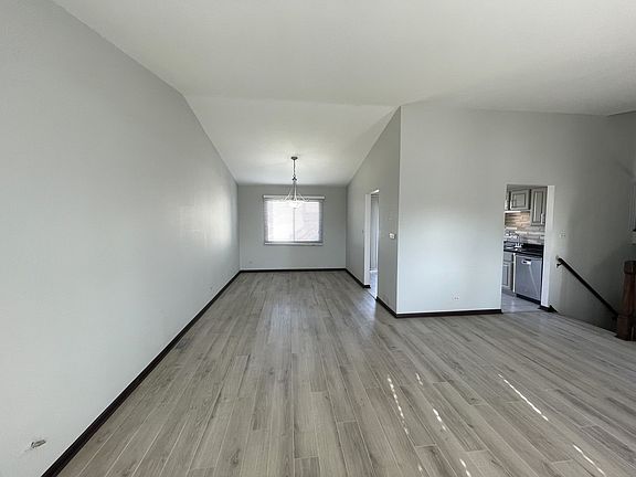 5th image of 1330 Rock Cove Ct