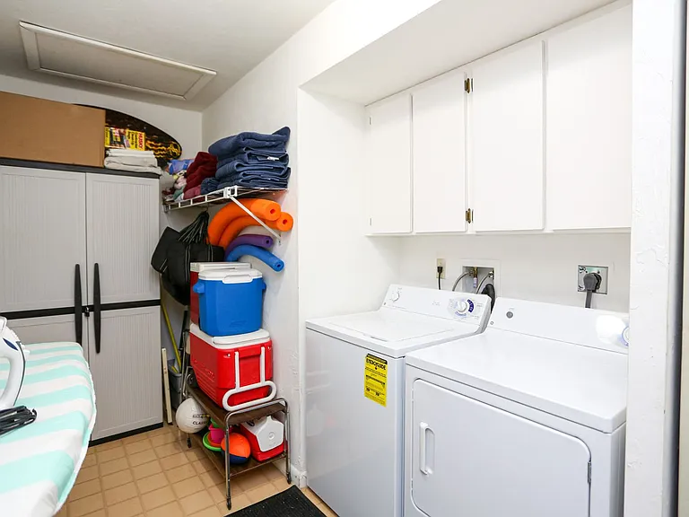 4030 Northlight Dr — Photo 20