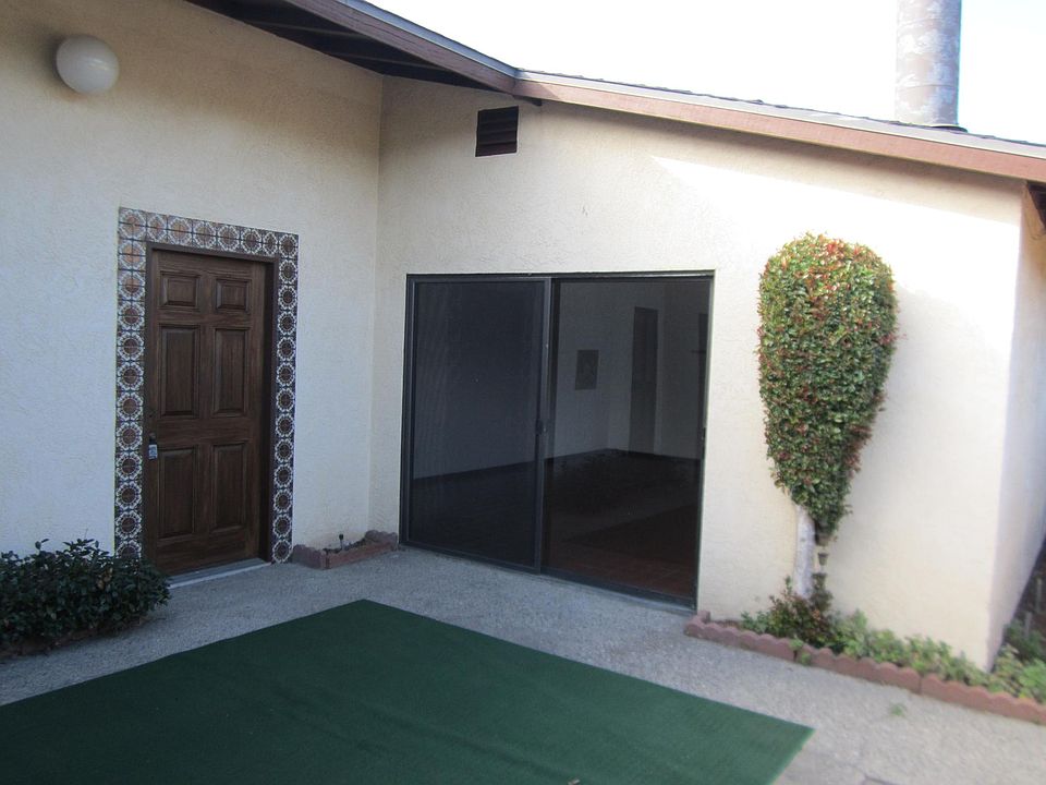 1st image of 1411 Park Pl #A