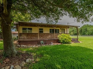 475 Gilmer St, Bridge City, TX 77611