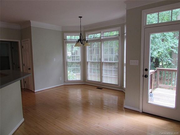3rd image of 103 Hayden Ct