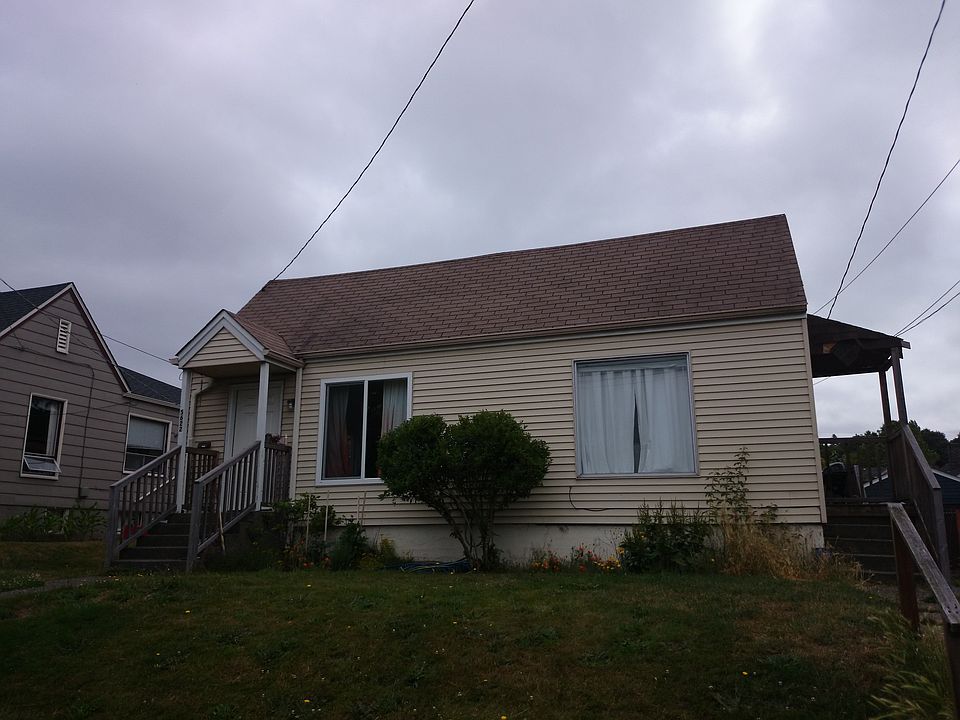 2nd image of 5620 8th Ave NW