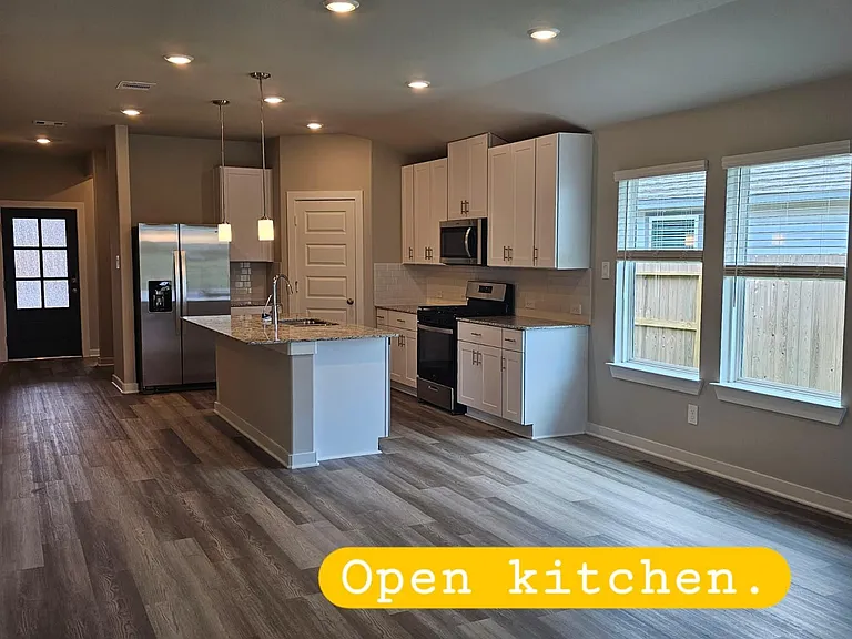 1402 Copeland Dr — Photo 4