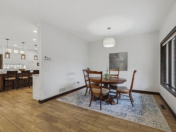 4th image of 2580 Brinkhaus St