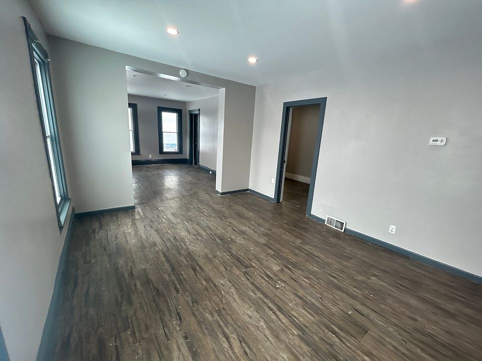 1st image of 187 Herkimer St #1