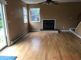 3 Hyland Rd, Center Moriches, NY 11934