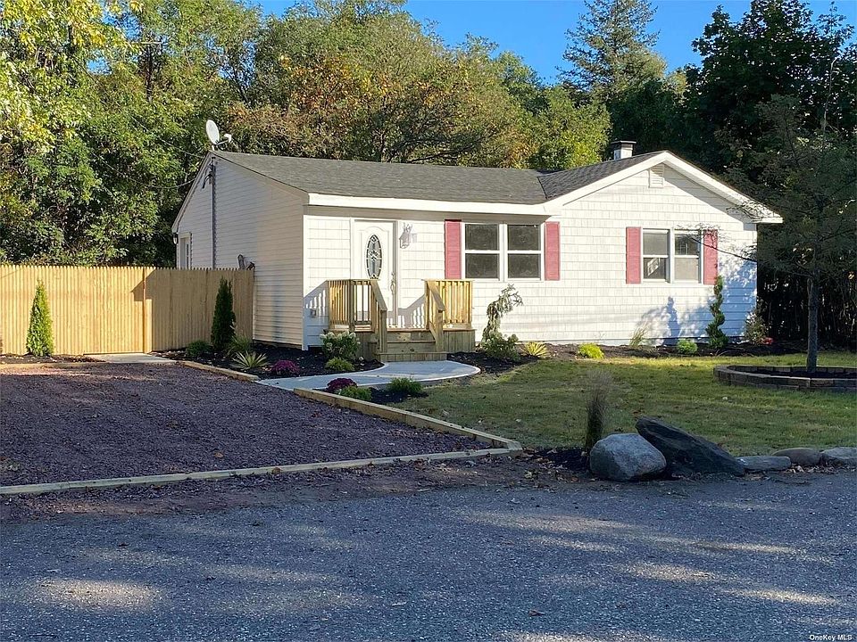 1st image of 5 Hagerman Ave