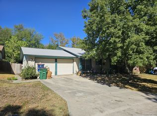 6127 Windbrooke St, San Antonio, TX 78249