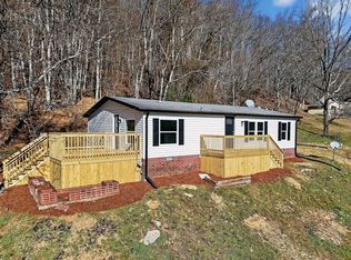 593 Cedar Bend Rd, Beechgrove, TN 37018