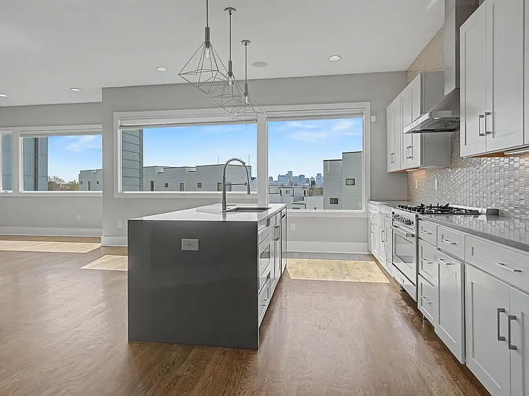 118B Fern Ave — Photo 10