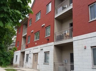 512 S Dubuque St APT 9, Iowa City, IA 52240