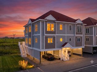 233 Beach Rd #B1, Salisbury, MA 01952