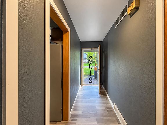 5th image of 3012 64th St