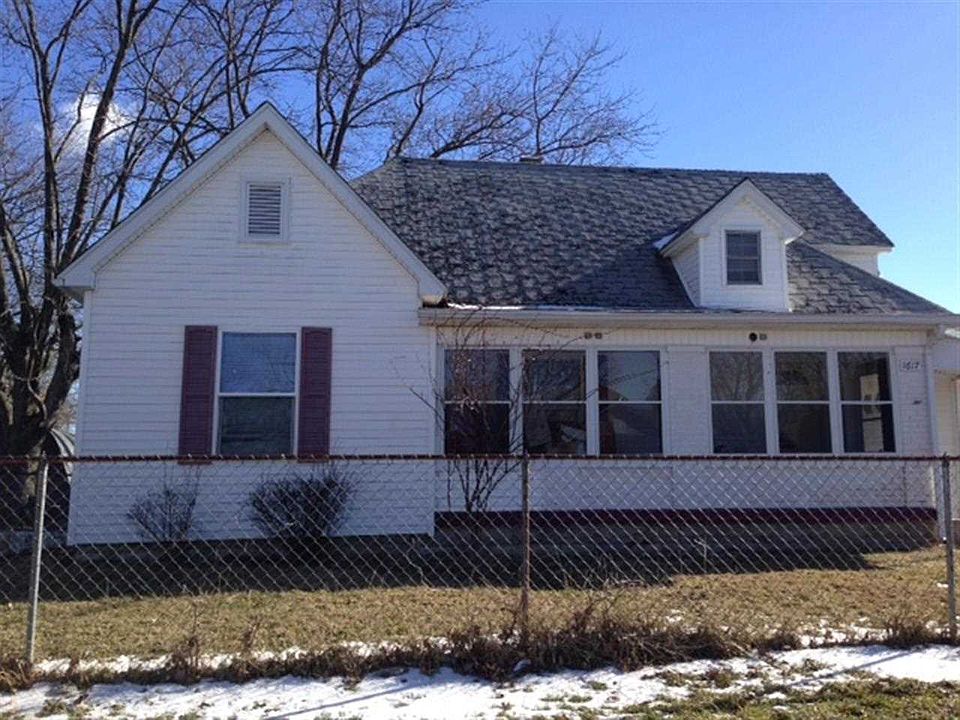 1st image of 1617 N 24th St