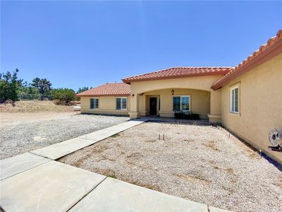 7970 Winmar Rd, Oak Hills, CA, 92344