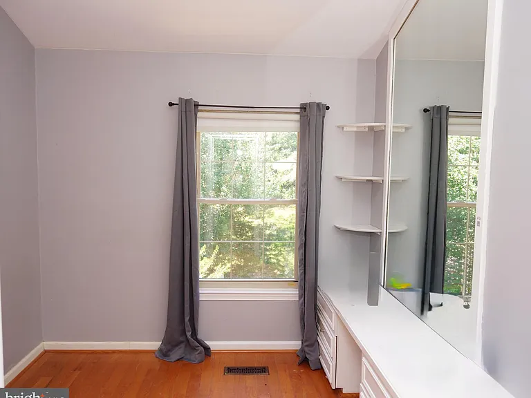 8 Cross Falls Cir — Photo 17