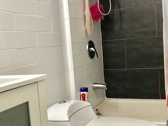 5th image of 797 Quincy St #1B