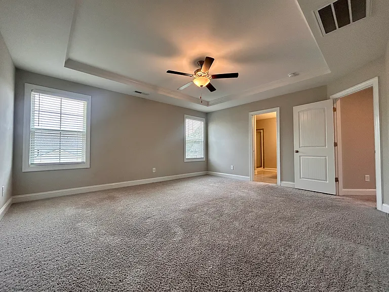 104 Wicklow Ct — Photo 18