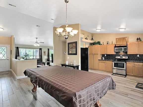 5th image of 2800 Pineridge Cir