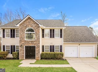 1196 Misty Meadows Ln, Hampton, GA 30228