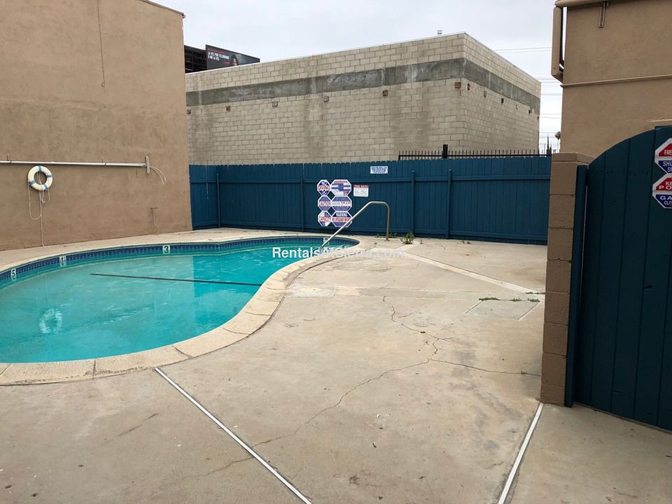 2nd image of 7555 Winnetka Ave APT 23
