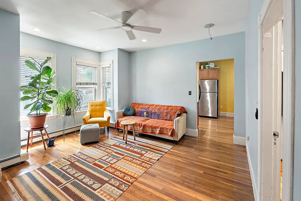 2 bed, 1.5 bath, 853 sqft, $3,600 — Photo 4