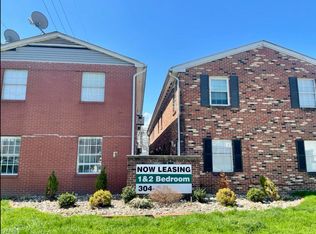 213 19th St APT 2, Huntington, WV 25703