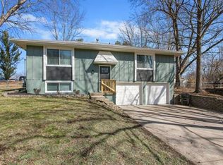 212 NW 4th Street Ct, Blue Springs, MO 64014