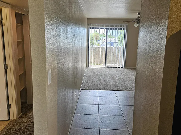 935 N Granite Reef Rd #87 — Photo 3