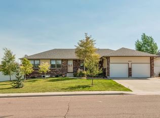 2924 Thomas Rd, Cheyenne, WY 82009