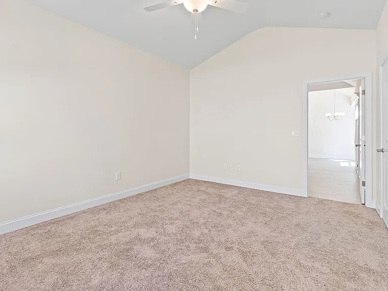 1622 San Andres Ave — Photo 16