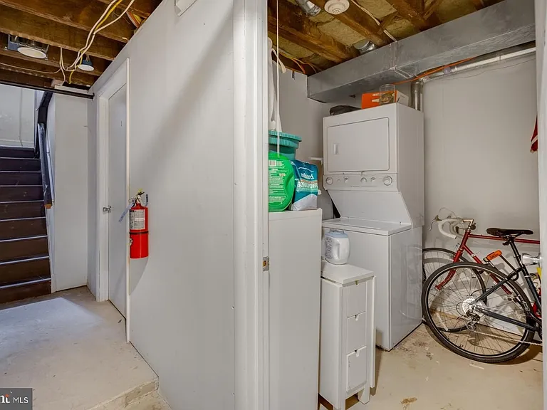 1341 Lombard St #2 — Photo 21