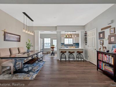 826 Eagle Dr, Fenton, MI, 48430