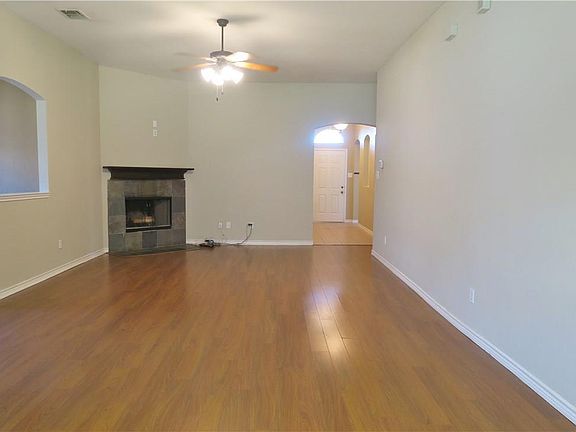 3rd image of 8737 Gaines Dr