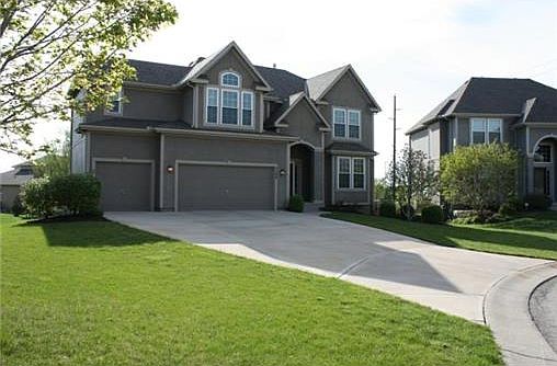 1st image of 5506 Hilltop Dr