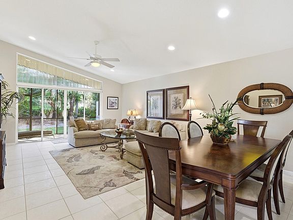3rd image of 11820 Castellon Court