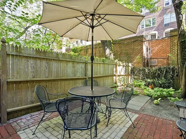 339 E 85th St APT 1B, New York, NY 10028