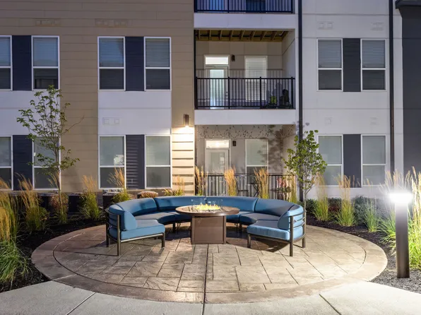 Aria Apartments of Zionsville