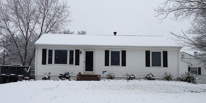 1st image of 366 Camelia Dr
