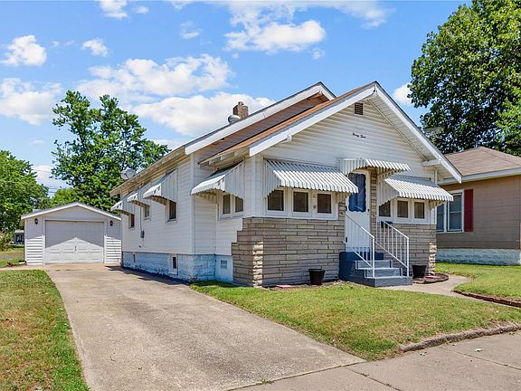 2nd image of 93 Eckhard Ave