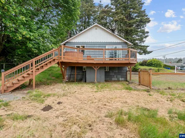 4925 NE 49th St, Neotsu, OR 97364