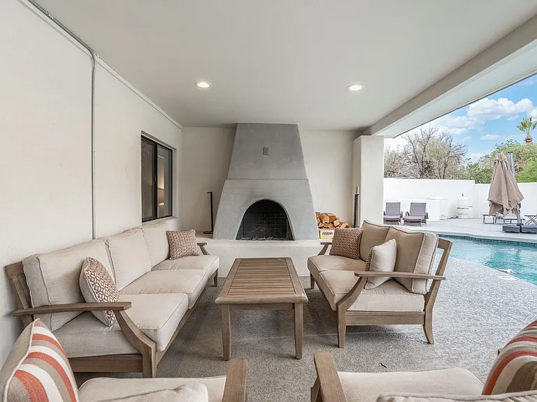 6516 N 43rd Pl — Photo 94