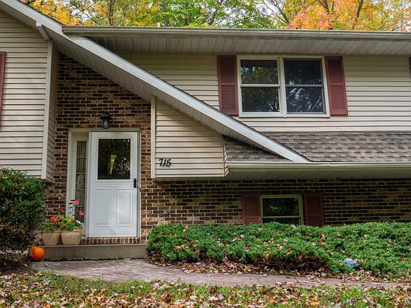 3rd image of 138 Marys Ln