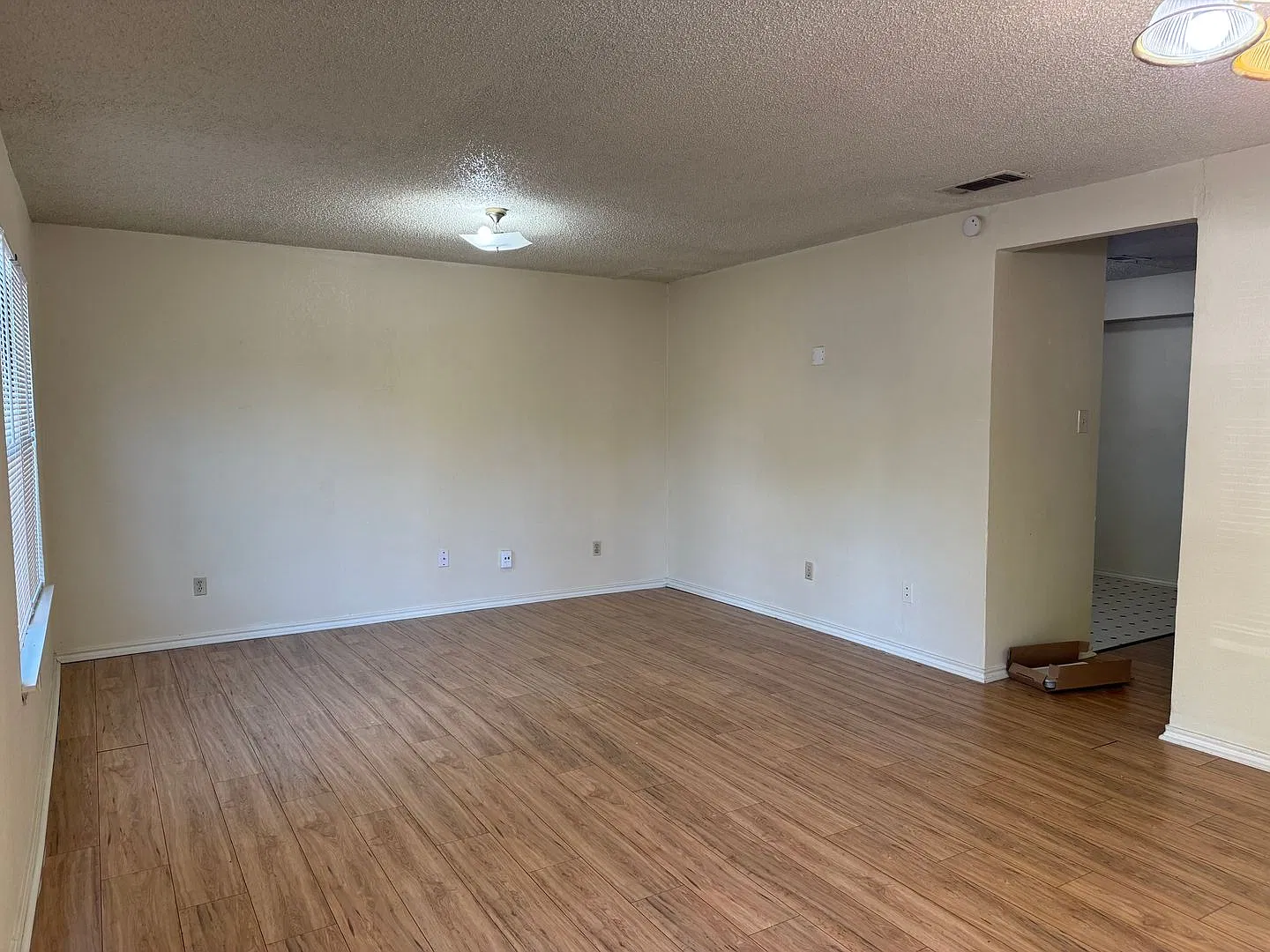 805 SE 4th St #106, Grand Prairie, TX 75051 — Photo 3