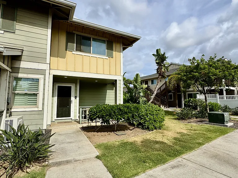 801 Kakala St #906 — Photo 3