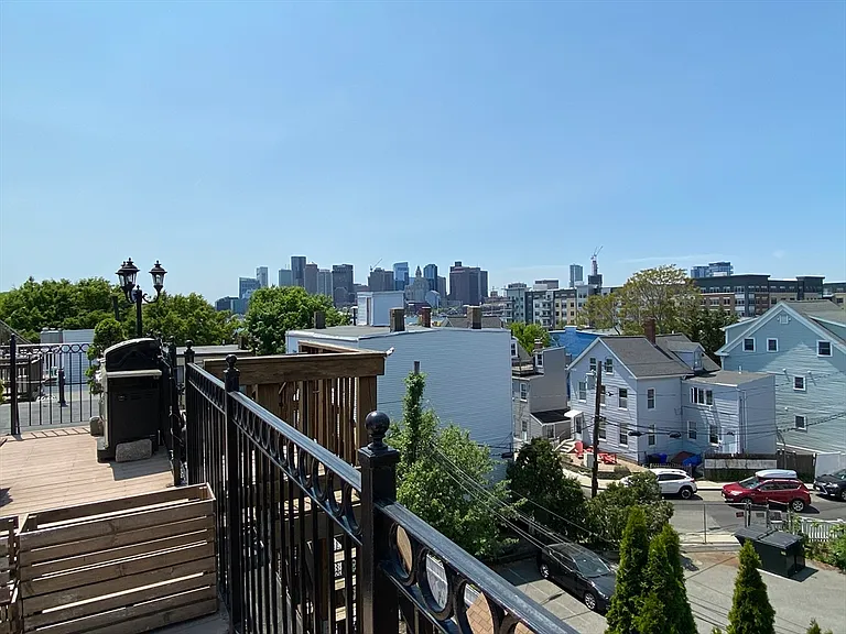 18 Cottage St #3 — Photo 11
