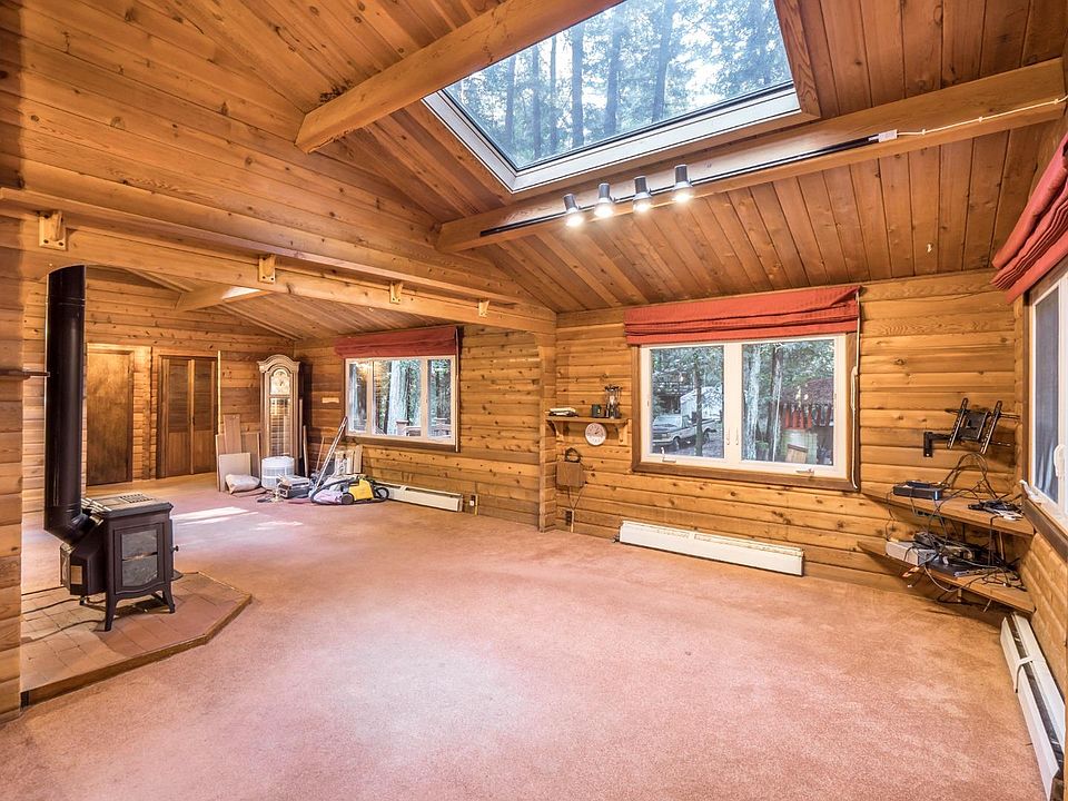 1st image of 1634 Creek Dr
