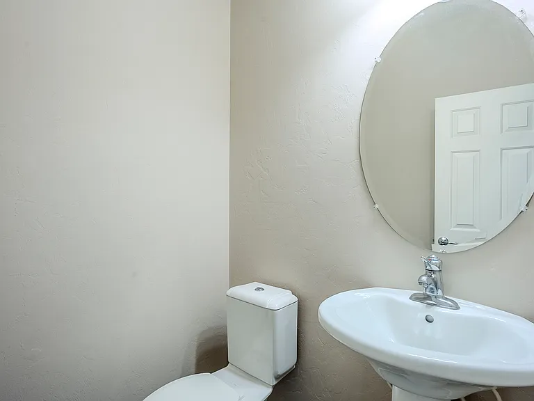 1/2 bath downstairs